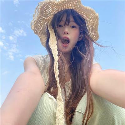 男爵的同桌小女生